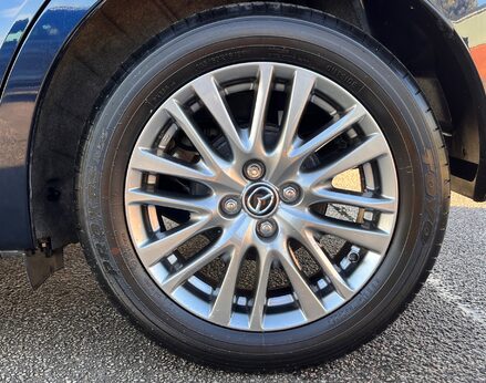 Mazda 2 GT SPORT MHEV 14