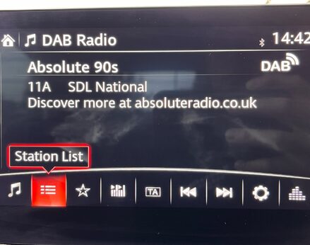 Mazda 2 GT SPORT MHEV 34