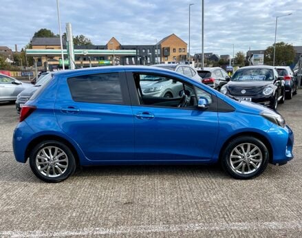 Toyota Yaris VVT-I ICON 10