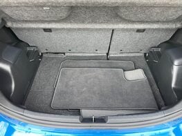 Toyota Yaris VVT-I ICON 51