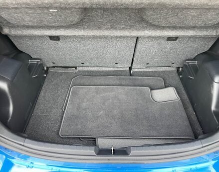 Toyota Yaris VVT-I ICON 51