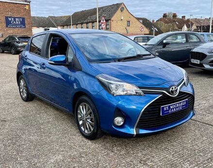 Toyota Yaris VVT-I ICON 4