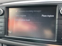 Toyota Yaris VVT-I ICON 31