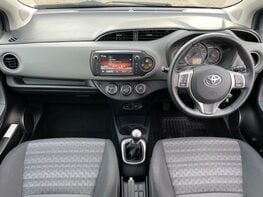 Toyota Yaris VVT-I ICON 2