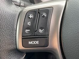 Toyota Yaris VVT-I ICON 39