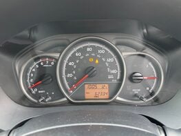 Toyota Yaris VVT-I ICON 20