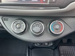 Toyota Yaris VVT-I ICON 35