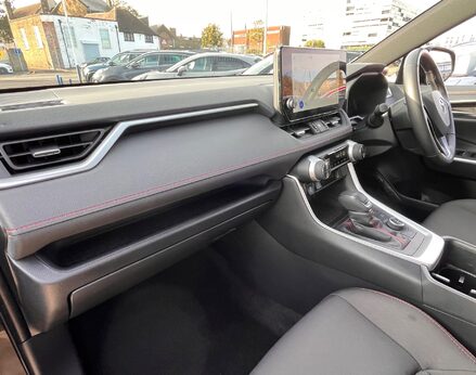 Toyota Rav 4 VVT-I DESIGN 17