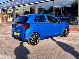 Kia Picanto GT-LINE 8