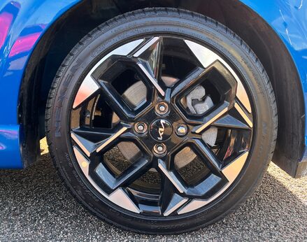 Kia Picanto GT-LINE 16