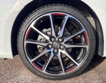 Toyota Yaris GR SPORT 13