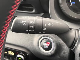 Toyota Yaris GR SPORT 61