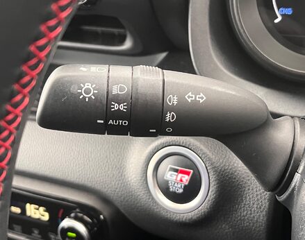 Toyota Yaris GR SPORT 61