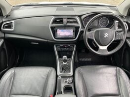 Suzuki SX4 S-Cross SZ5 BOOSTERJET ALLGRIP 2