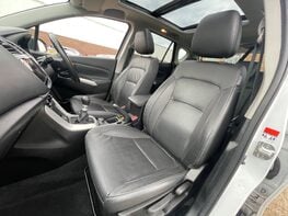 Suzuki SX4 S-Cross SZ5 BOOSTERJET ALLGRIP 54