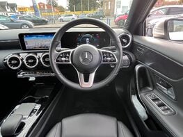 Mercedes-Benz A Class A 200 SPORT EXECUTIVE 19