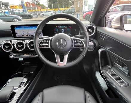 Mercedes-Benz A Class A 200 SPORT EXECUTIVE 19
