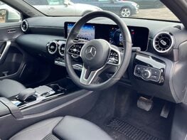 Mercedes-Benz A Class A 200 SPORT EXECUTIVE 18