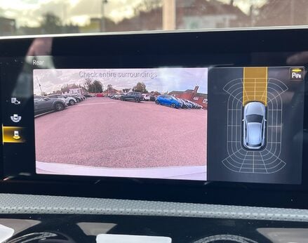 Mercedes-Benz A Class A 200 SPORT EXECUTIVE 33