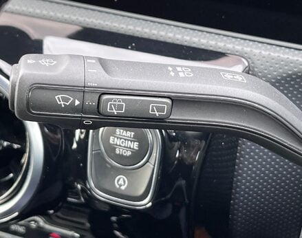 Mercedes-Benz A Class A 200 SPORT EXECUTIVE 64