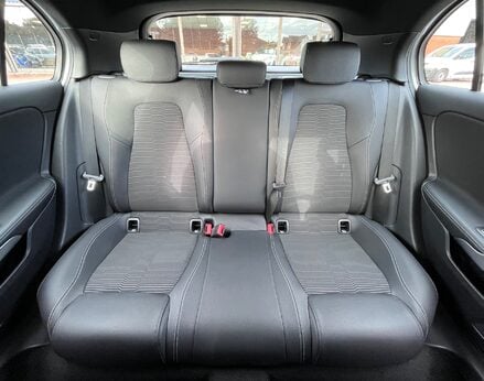 Mercedes-Benz A Class A 200 SPORT EXECUTIVE 72