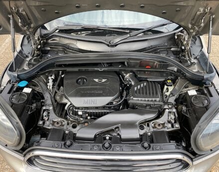 Mini Countryman COOPER 7