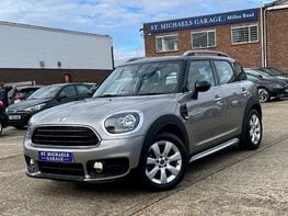 Mini Countryman COOPER 1