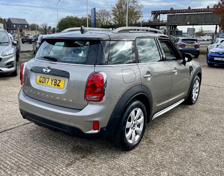 Mini Countryman COOPER 9