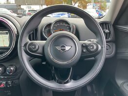 Mini Countryman COOPER 19