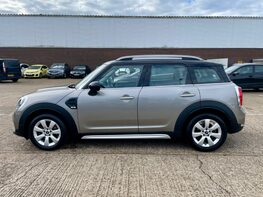 Mini Countryman COOPER 11