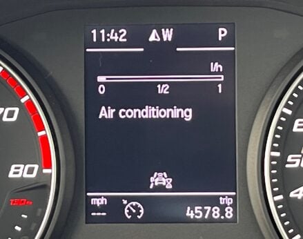 SEAT Arona ECOTSI FR DSG 28