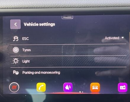 SEAT Arona ECOTSI FR DSG 47