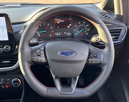 Ford Fiesta ST-LINE 20