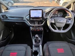 Ford Fiesta ST-LINE 2