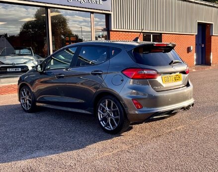 Ford Fiesta ST-LINE 9