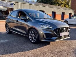 Ford Fiesta ST-LINE 4