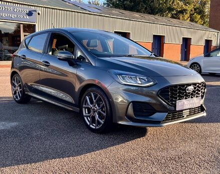 Ford Fiesta ST-LINE 4