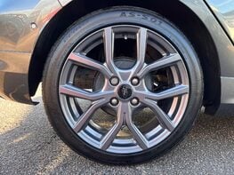 Ford Fiesta ST-LINE 15
