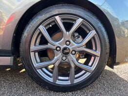 Ford Fiesta ST-LINE 16