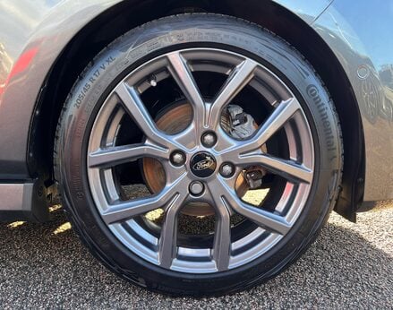 Ford Fiesta ST-LINE 16