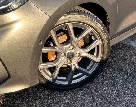 Ford Fiesta ST-LINE 3