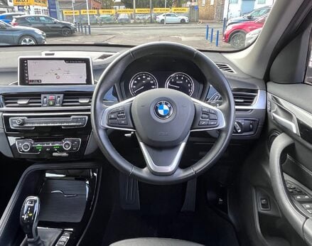 BMW X1 SDRIVE18I XLINE 19