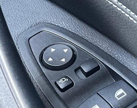 BMW X1 SDRIVE18I XLINE 54