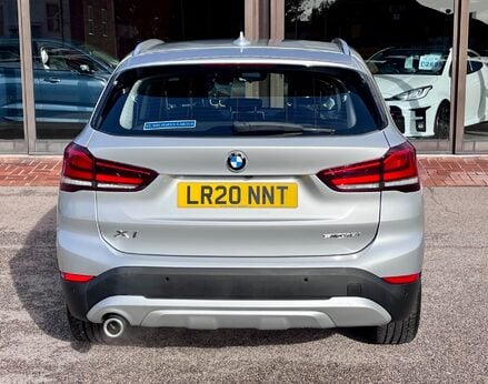 BMW X1 SDRIVE18I XLINE 6