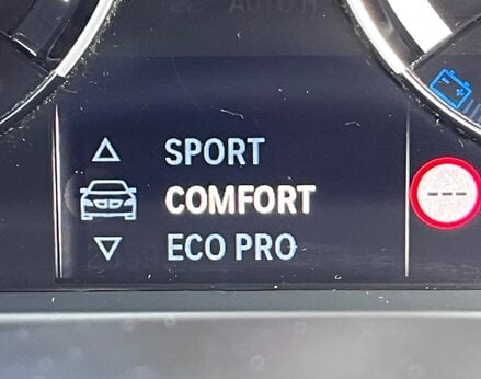 BMW X1 SDRIVE18I XLINE 25