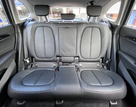 BMW X1 SDRIVE18I XLINE 58