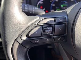 Toyota Yaris Cross EXCEL 56