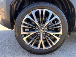 Toyota Yaris Cross EXCEL 15