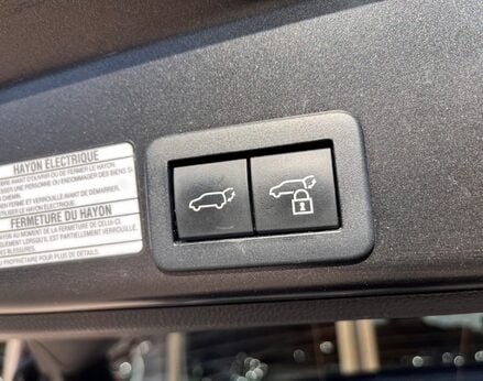 Toyota Yaris Cross EXCEL 72