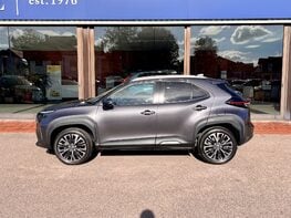 Toyota Yaris Cross EXCEL 11